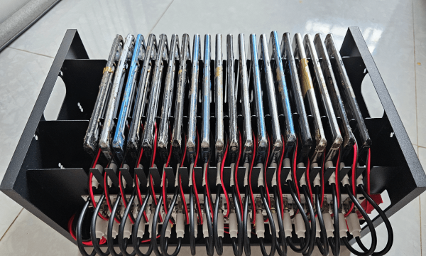 Có nên sử dụng Box Phone Farm giá rẻ không? Có nên sử dụng Box Phone Farm giá rẻ không?