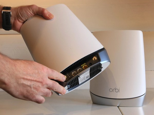 Disadvantages of a Wi-Fi Mesh system Disadvantages of a Wi-Fi Mesh system