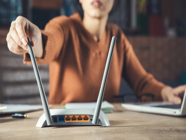 Giới thiệu tổng quan về Router Wifi và ưu nhược điểm của Router Wifi Ưu điểm của Router WiFi phổ thông